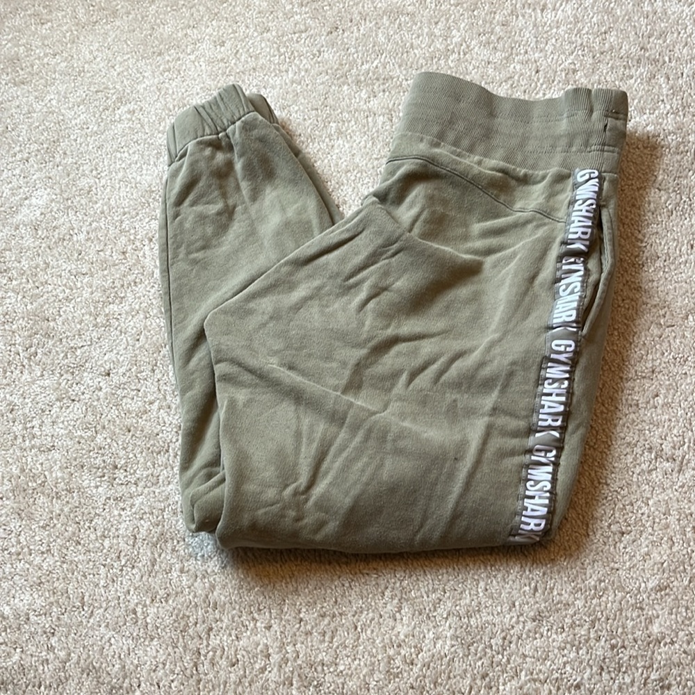 Oversized Gymshark jogger sweatpants, size XS/S